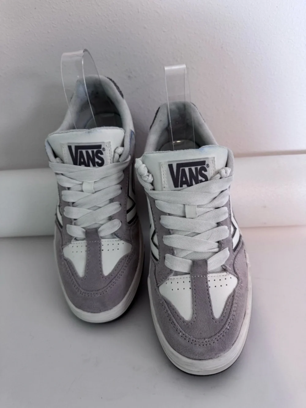 Vans Upland Retro Gray/White Low-Top Sneakers Leather/Suede Women’s 9 Euro 40 - Picture 5 of 7